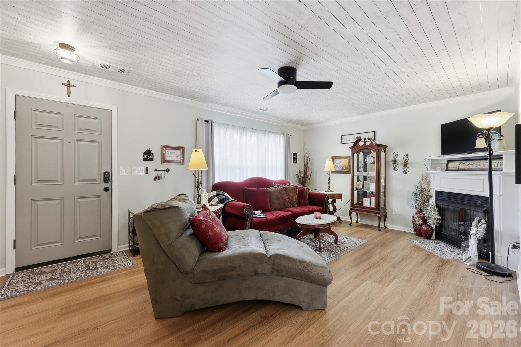 Townhouse at 311 Wilkes Place Drive, Fort Mill, photo 2 of 14
