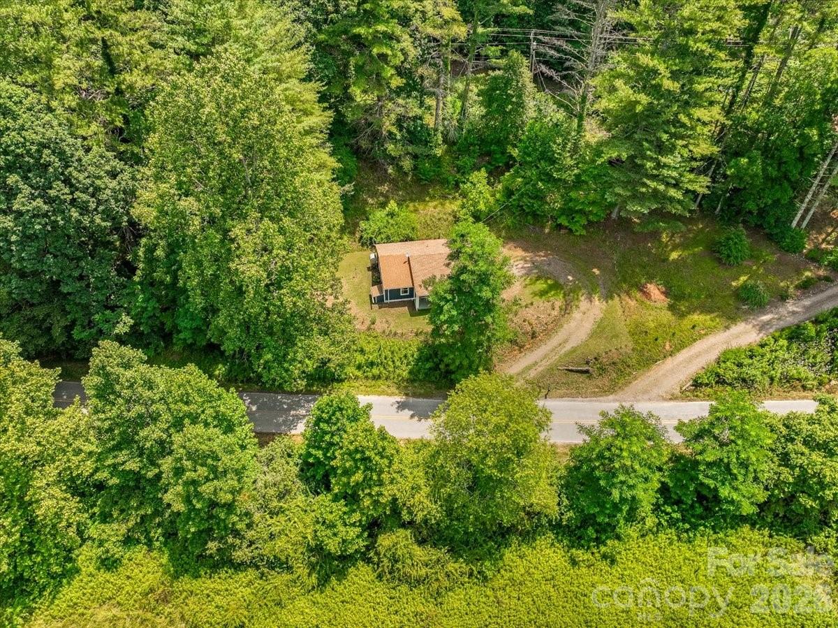Single Family Residence at 1280 Old Mine Fork Road, Burnsville, photo 41 of 43