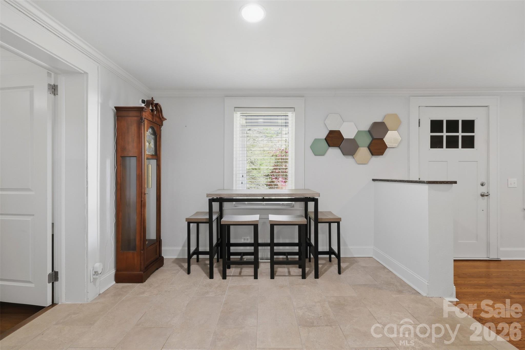 Single Family Residence at 104 31st Avenue NE, Hickory, photo 20 of 44