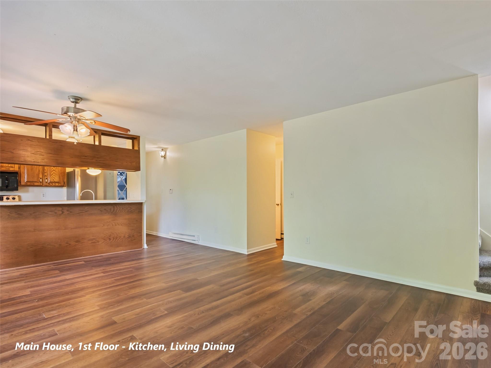 Single Family Residence at 80 Merrie Way, Waynesville, photo 6 of 48