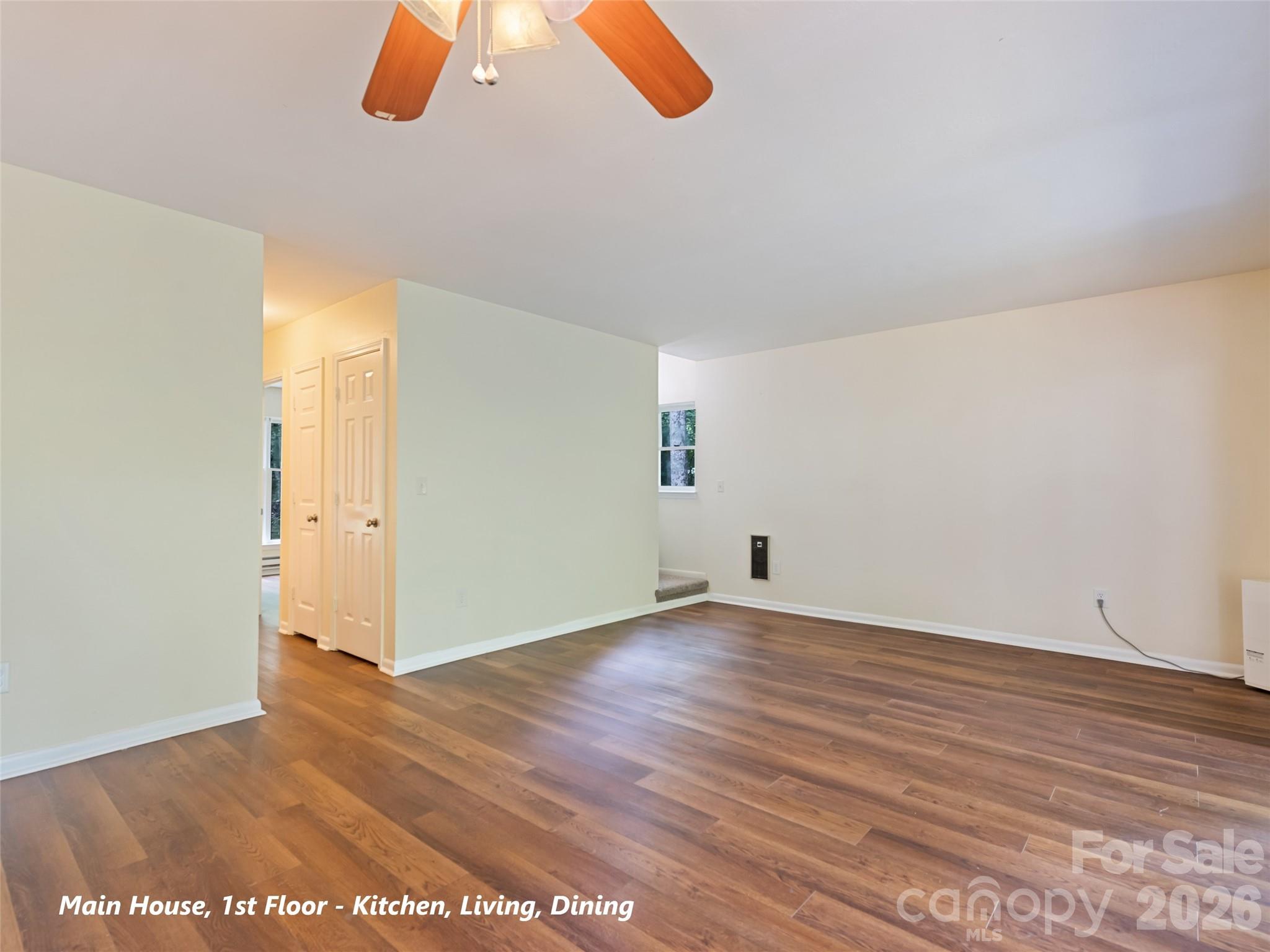 Single Family Residence at 80 Merrie Way, Waynesville, photo 7 of 48