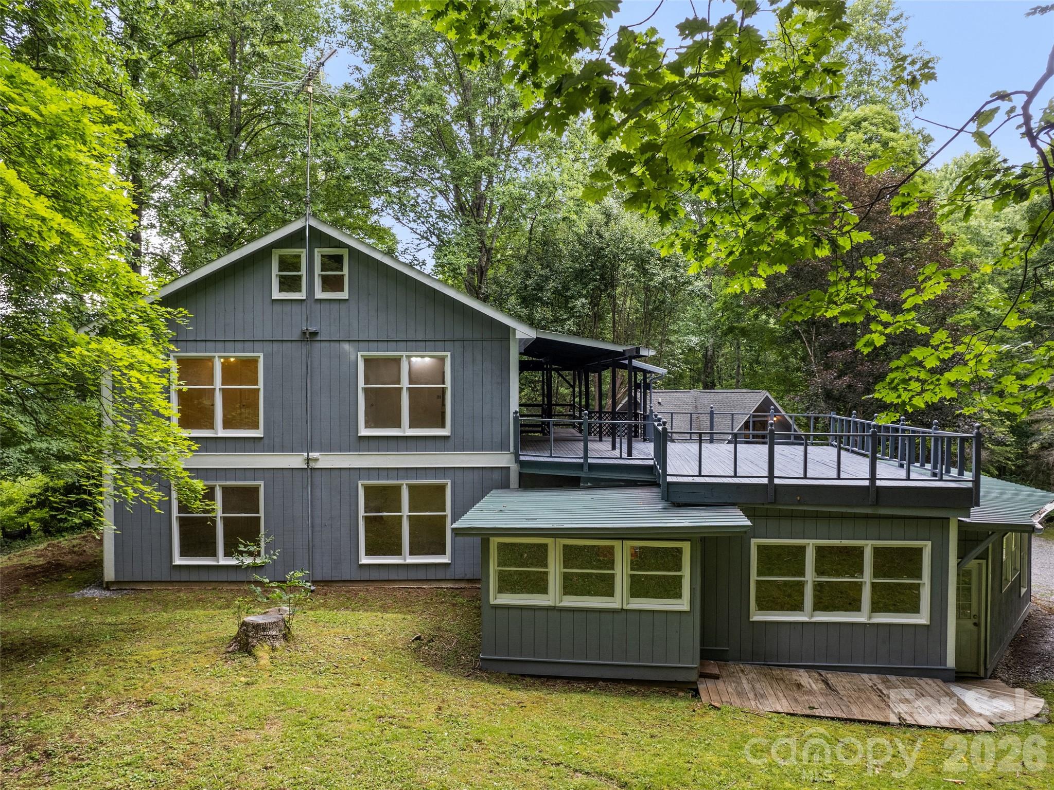 Single Family Residence at 80 Merrie Way, Waynesville, photo 28 of 48