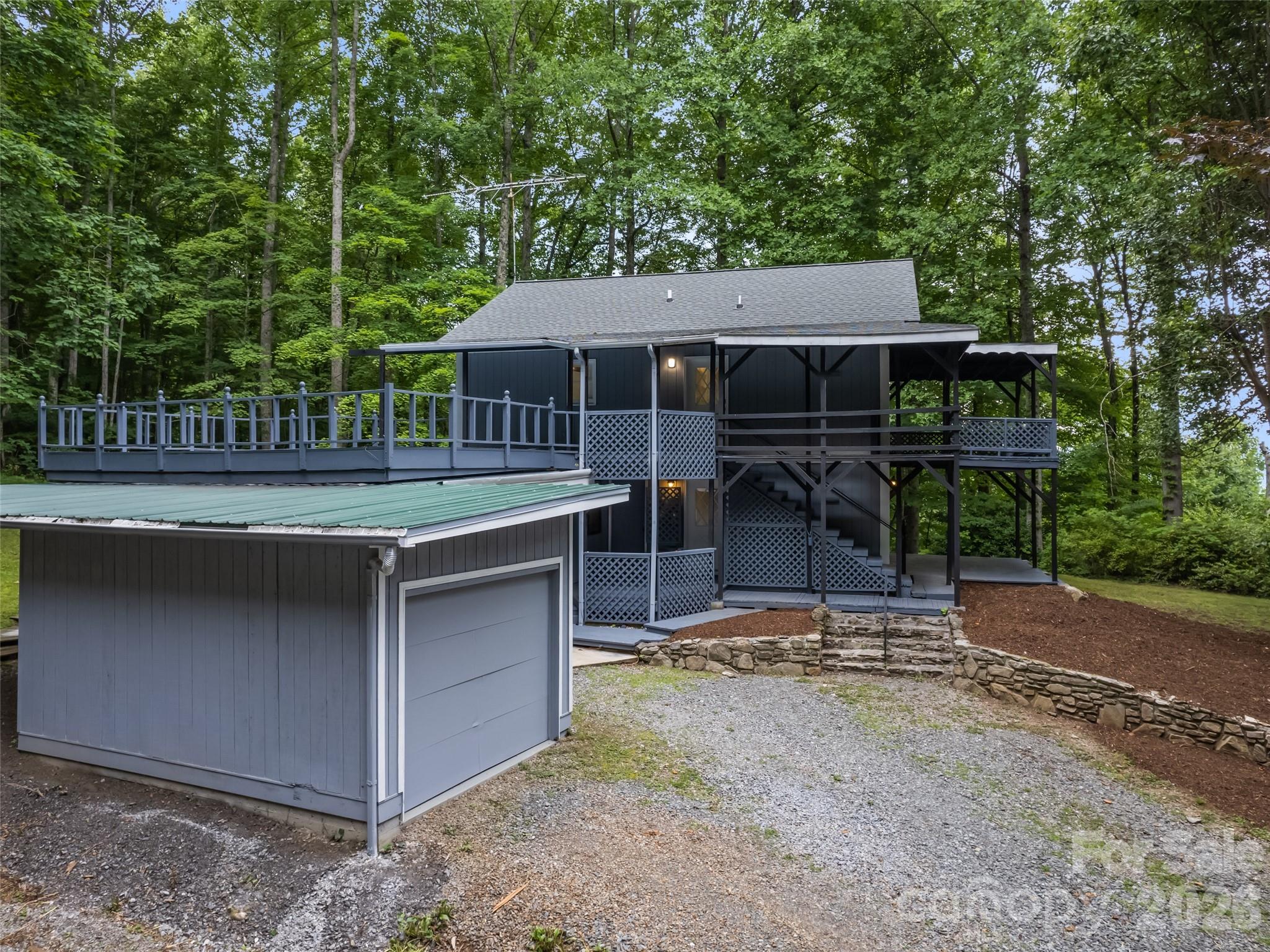 Single Family Residence at 80 Merrie Way, Waynesville, photo 31 of 48