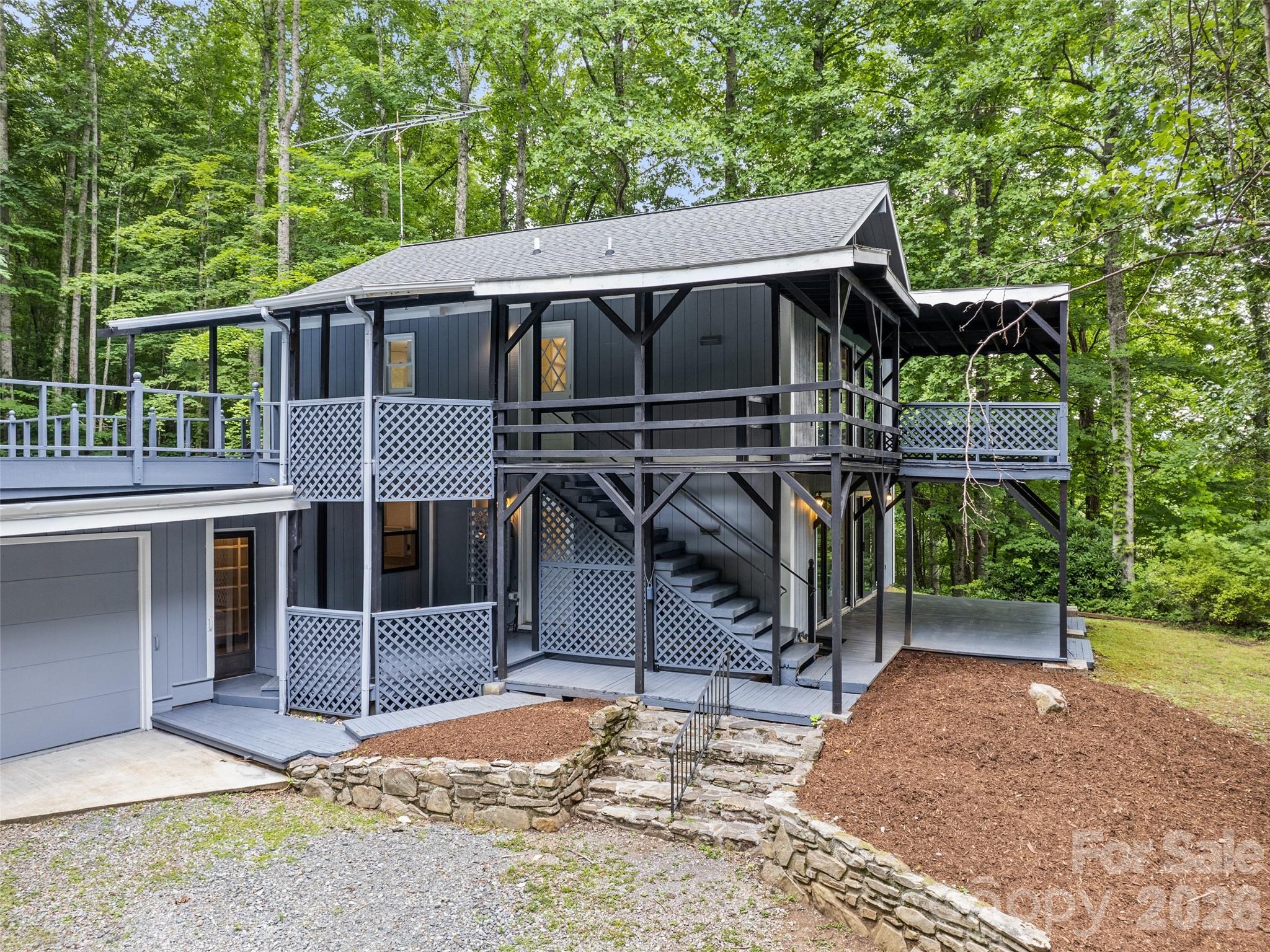 Single Family Residence at 80 Merrie Way, Waynesville, photo 32 of 48