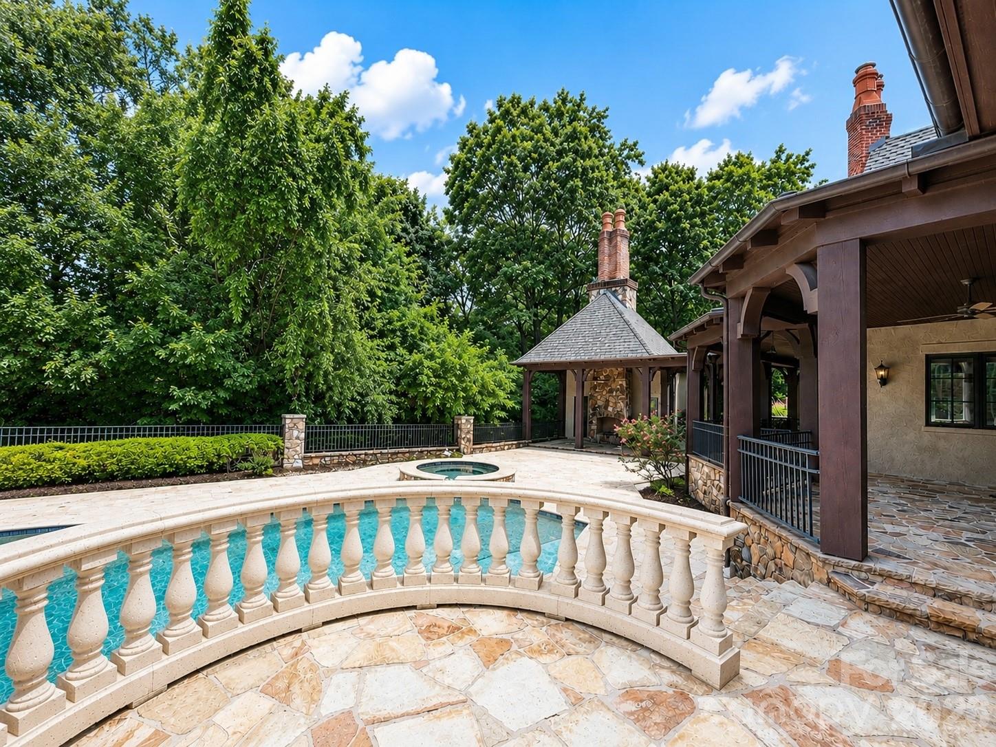 Single Family Residence at 8600 Longview Club Drive, Waxhaw, photo 39 of 42