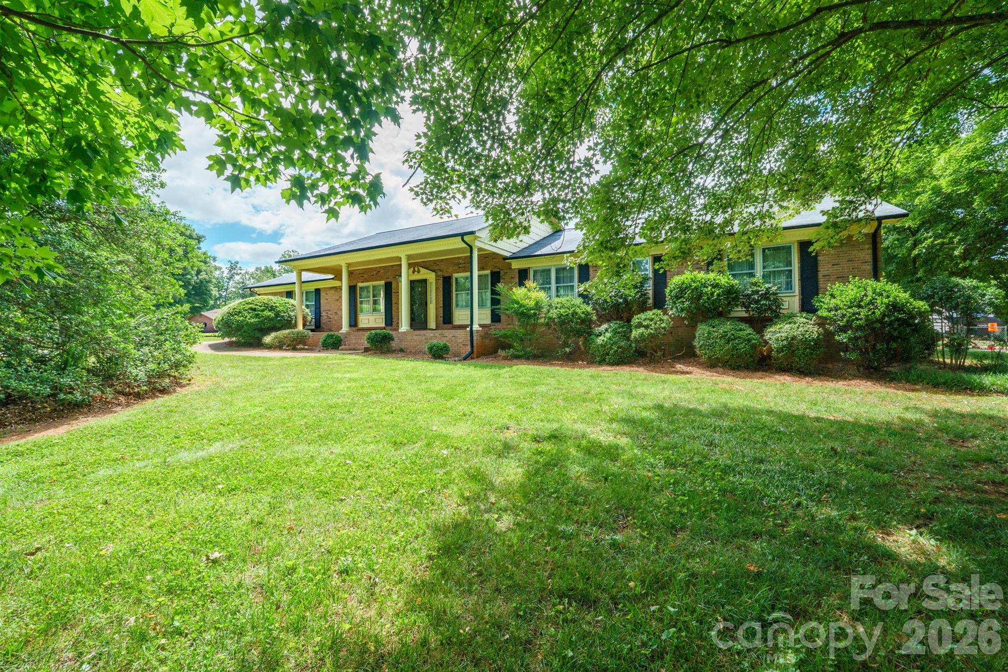 Single Family Residence at 1602 Arden Drive, Lincolnton, photo 2 of 39