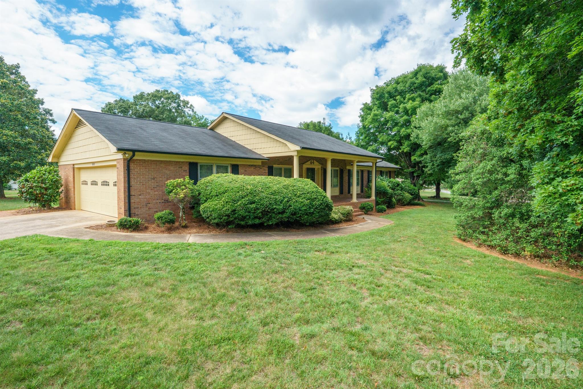 Single Family Residence at 1602 Arden Drive, Lincolnton, photo 4 of 39