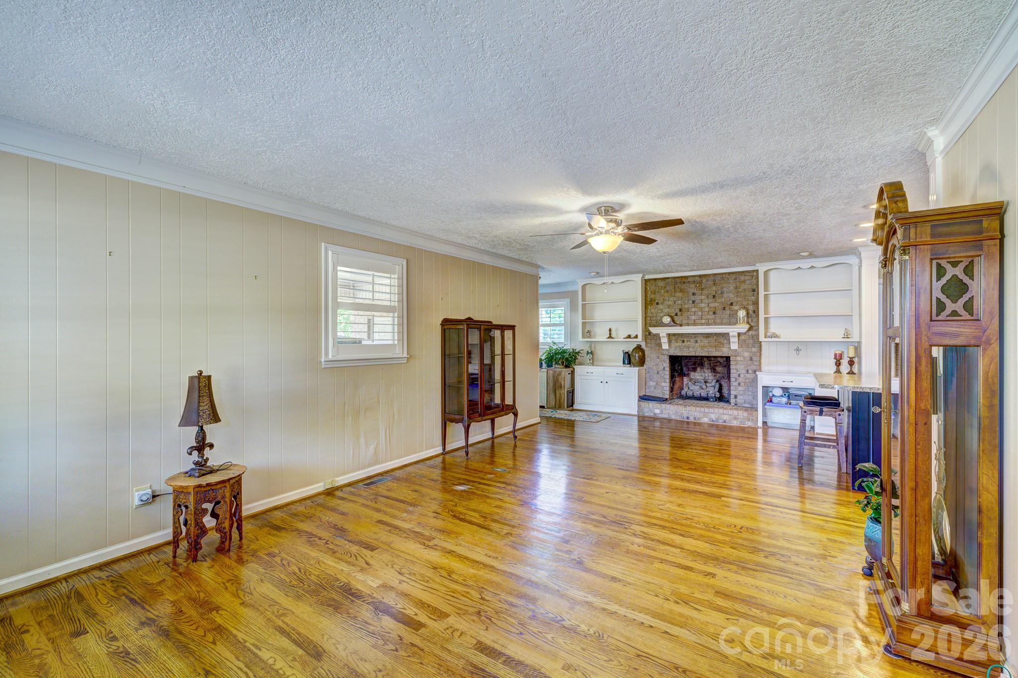 Single Family Residence at 1014 Ranbar Street, Cherryville, photo 3 of 16