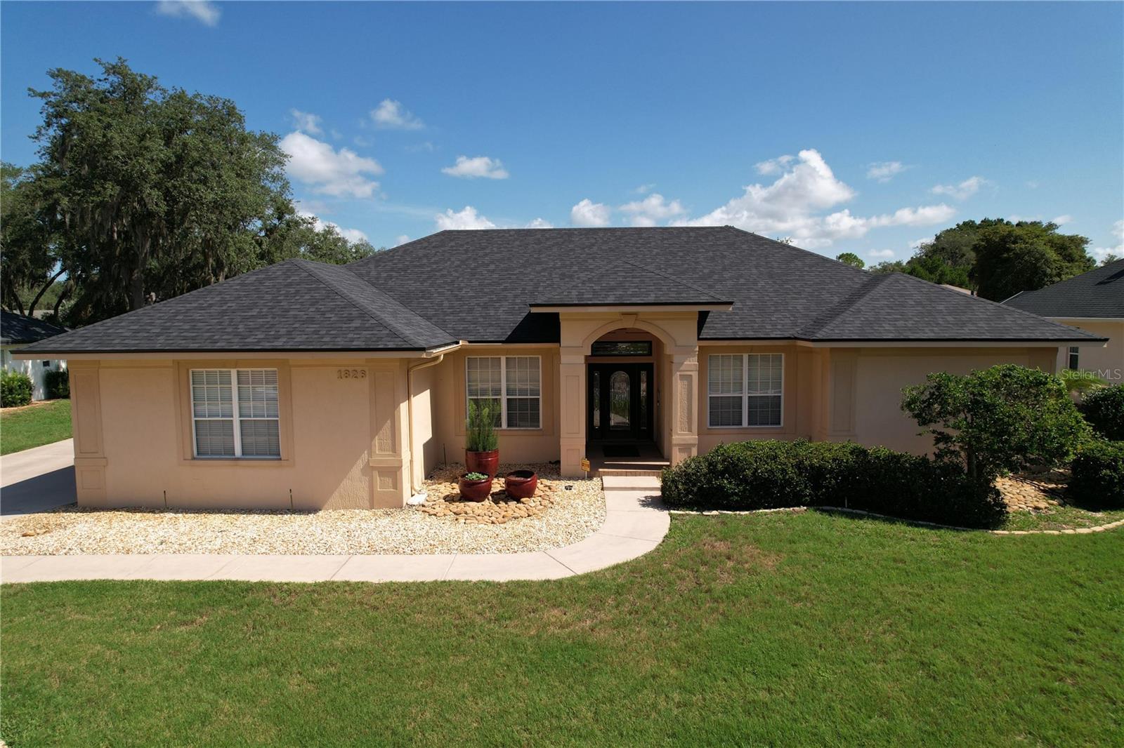 1826 WESTMINSTER CT