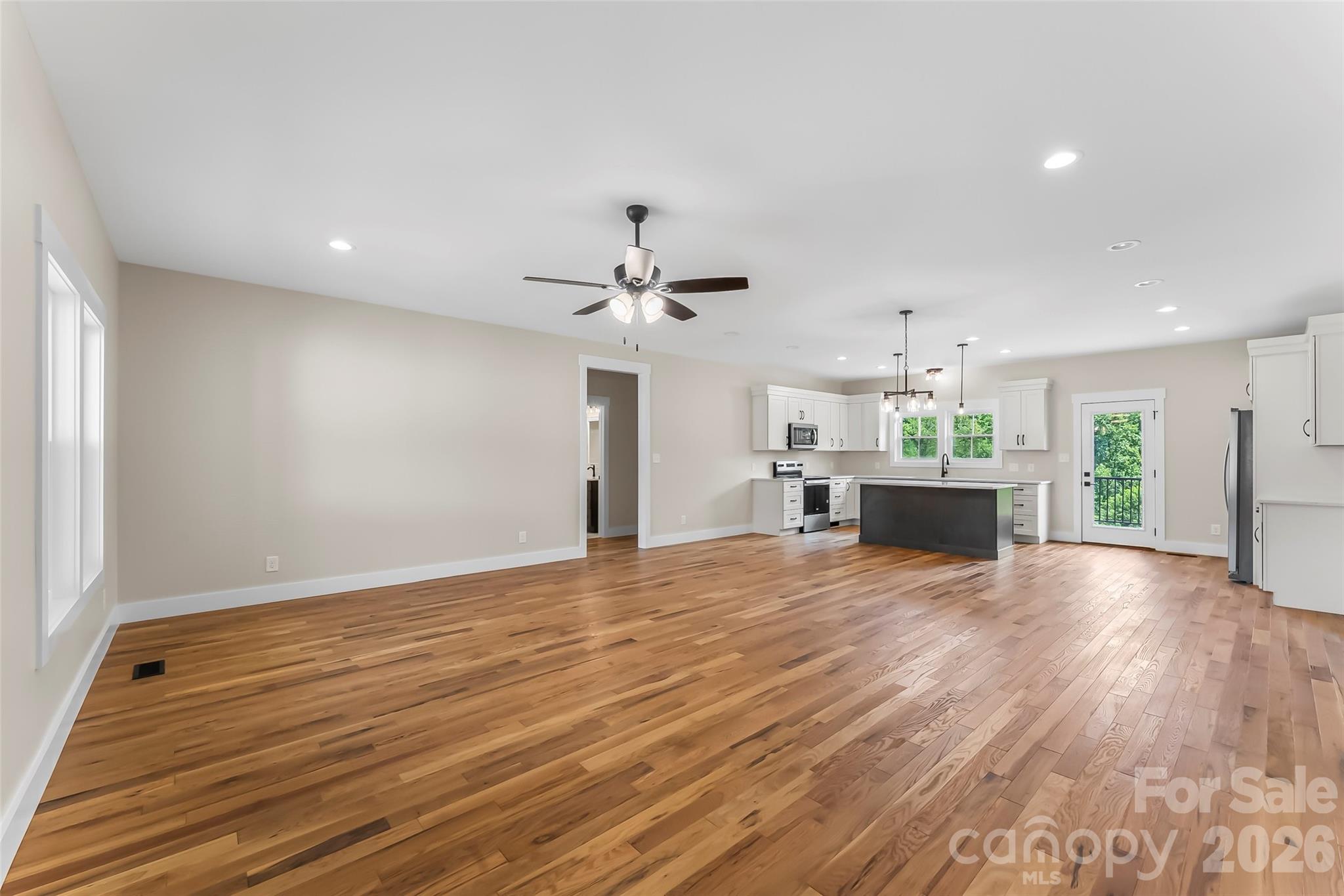 Single Family Residence at 2456 Saratoga Run, Morganton, photo 4 of 30