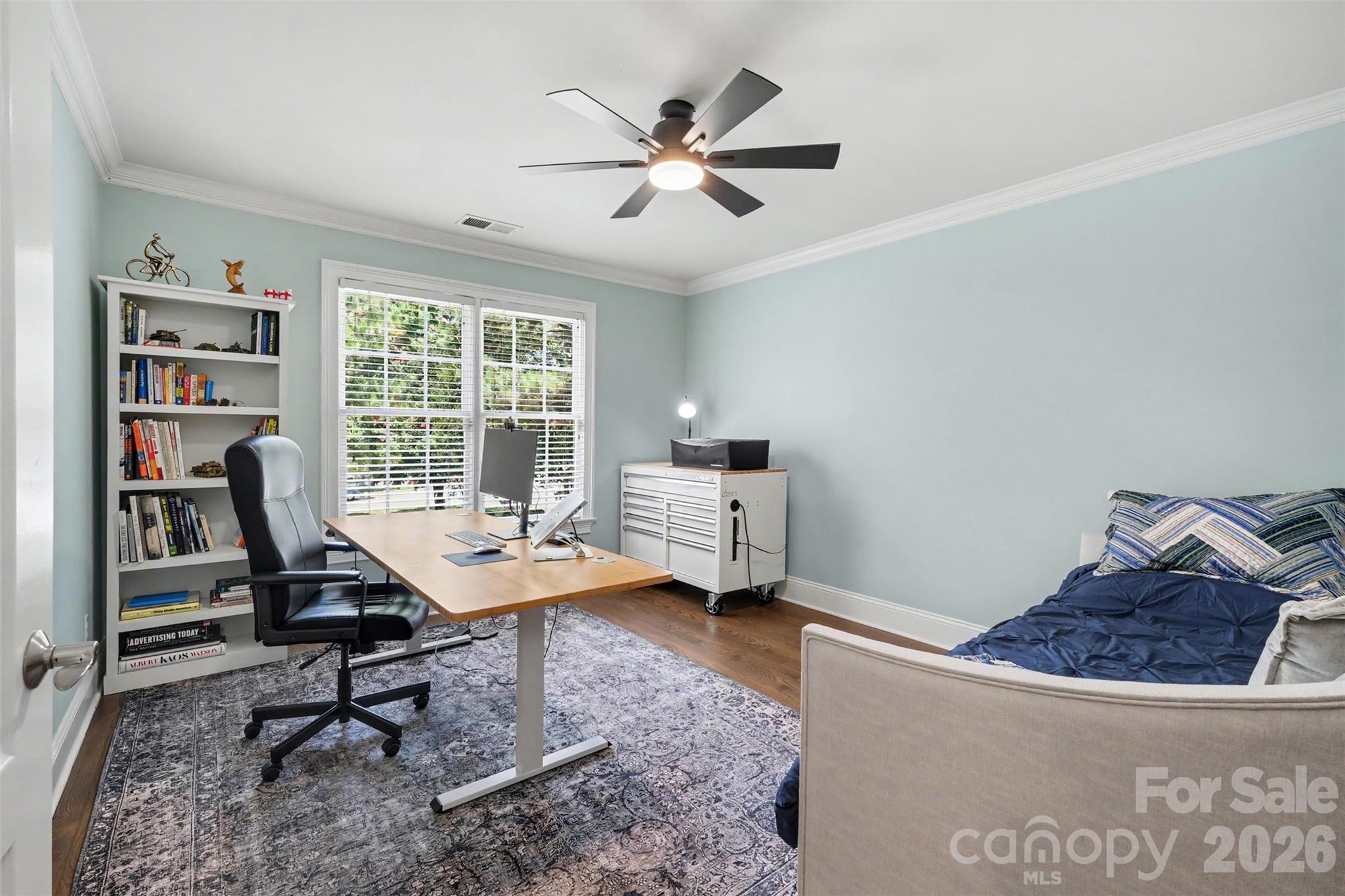 Secondary Bedroom. - 109 Whiterock Drive, Mount Holly