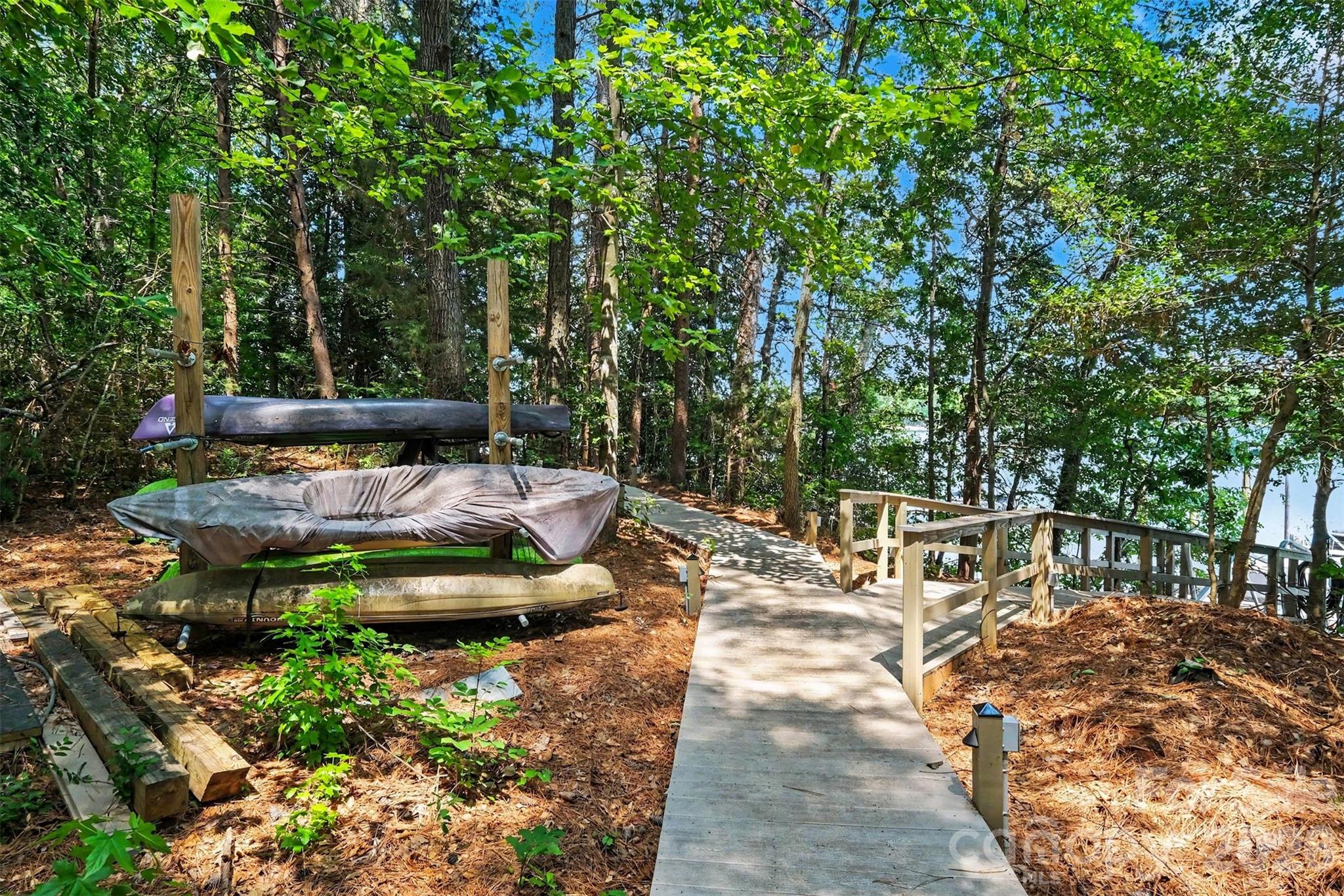 walking trails, - 109 Whiterock Drive, Mount Holly