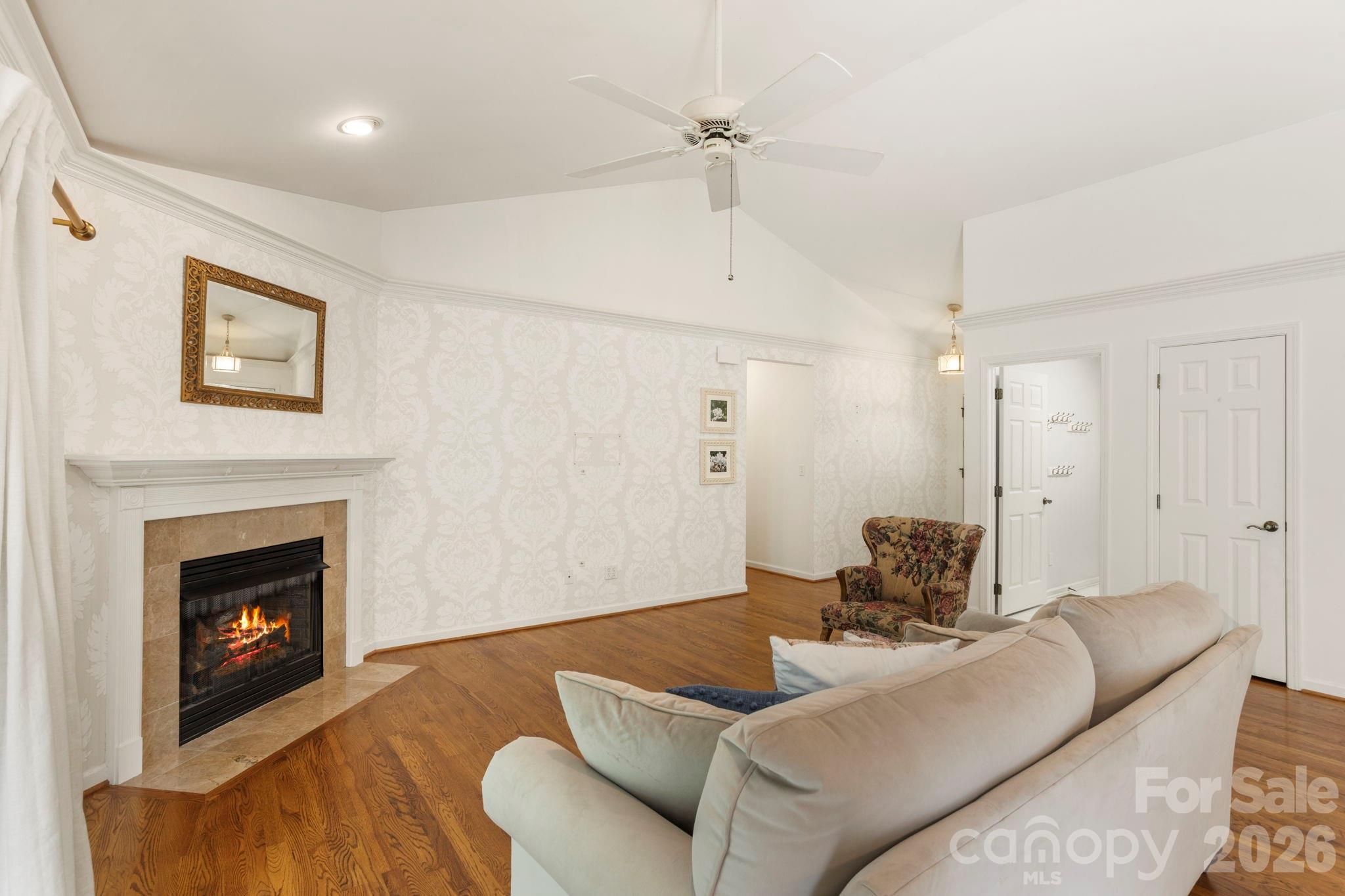 Townhouse at 315 Charlestown Drive, Hendersonville, photo 9 of 30