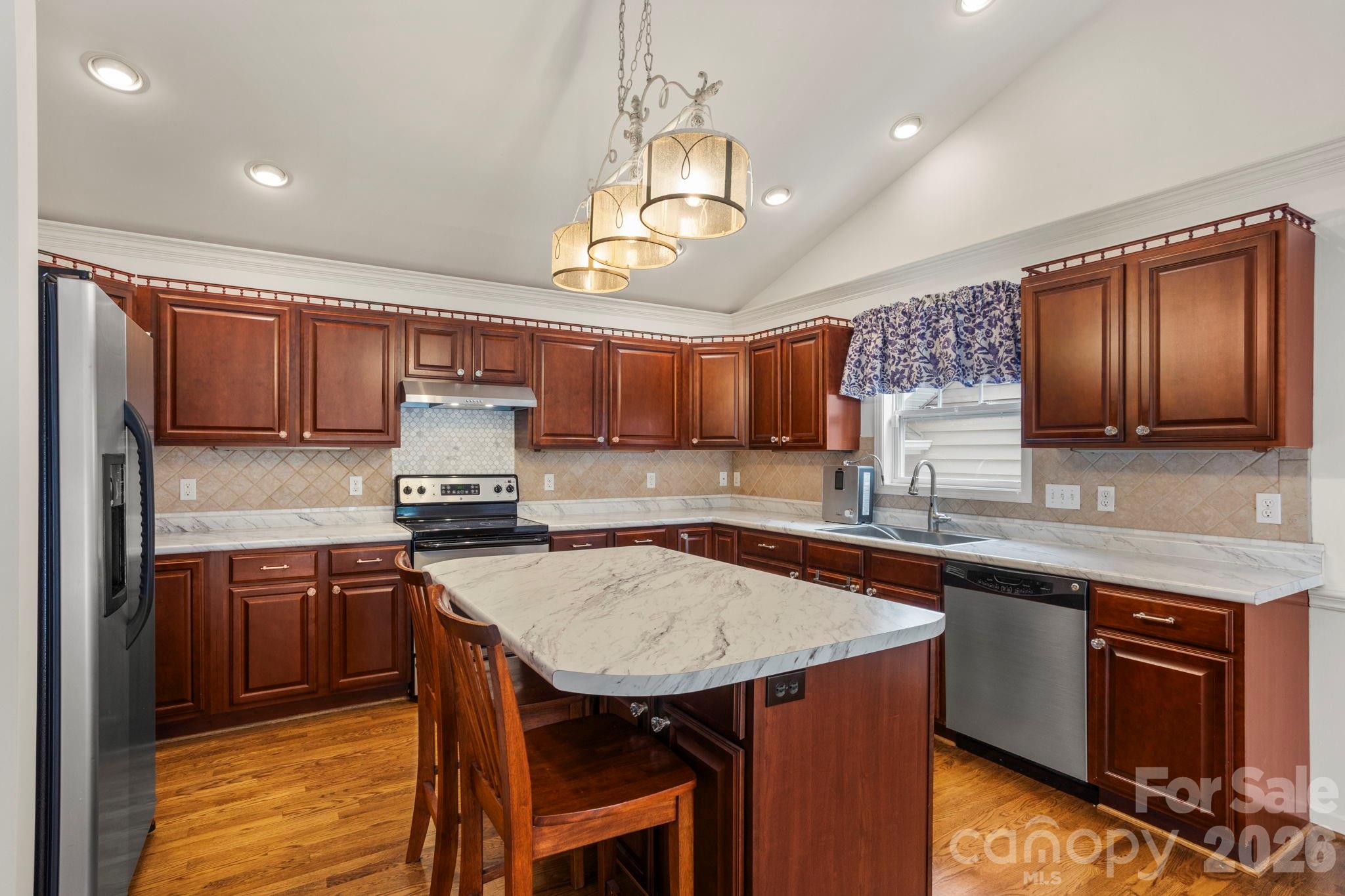 Townhouse at 315 Charlestown Drive, Hendersonville, photo 12 of 30