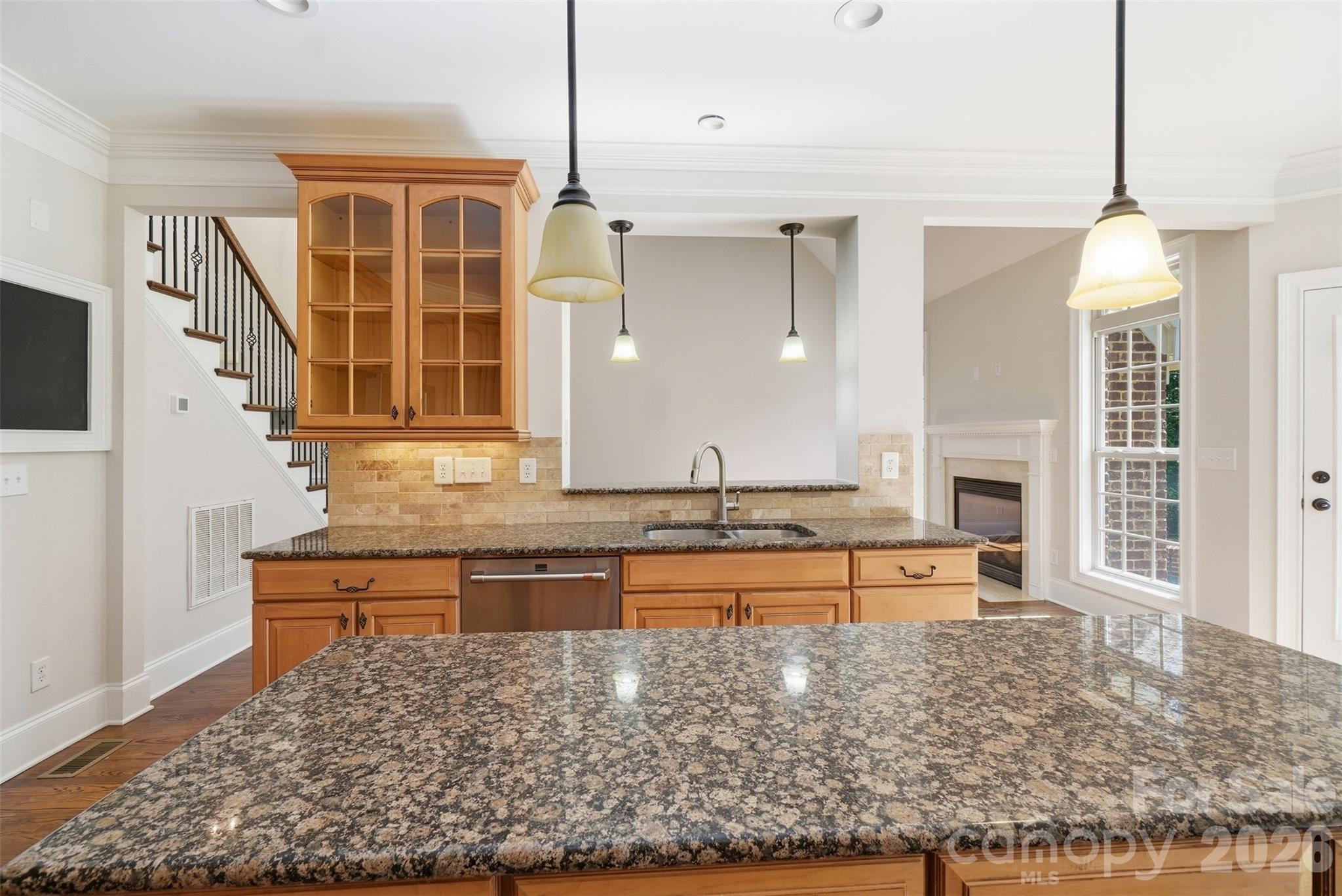 Single Family Residence at 1170 Iyeye Street, Rock Hill, photo 6 of 44