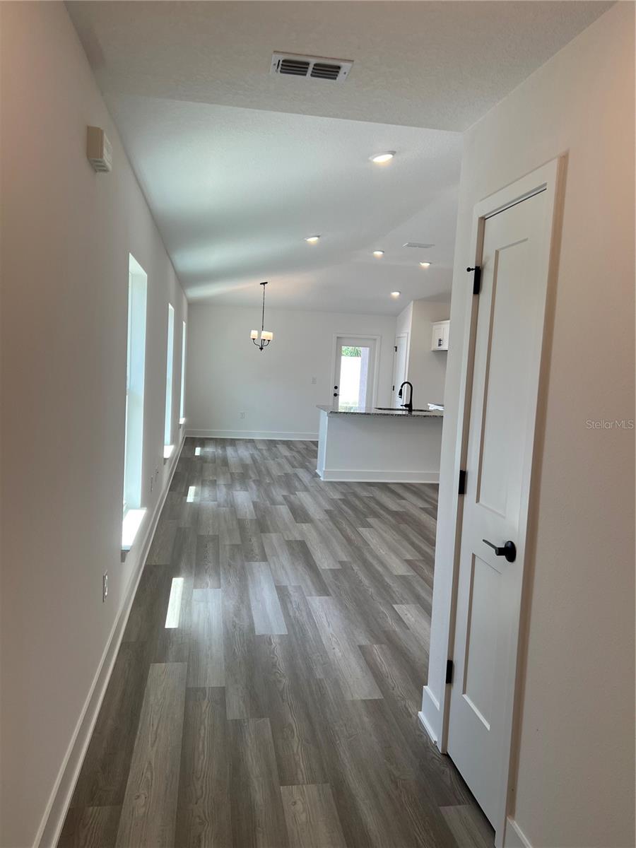 Single Family Residence at 9443 HIGHLAND HILLS DR ST, HUDSON, photo 8 of 25