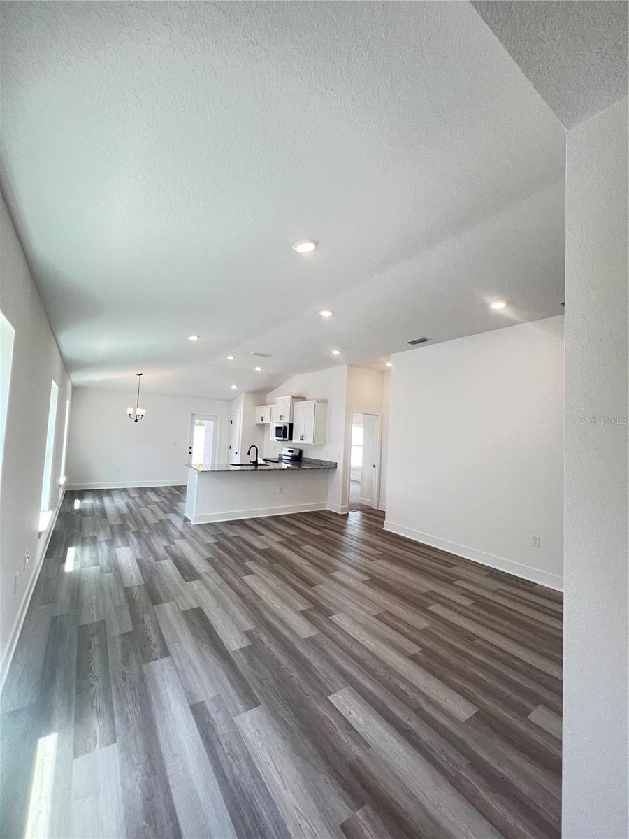 Single Family Residence at 9443 HIGHLAND HILLS DR ST, HUDSON, photo 10 of 25
