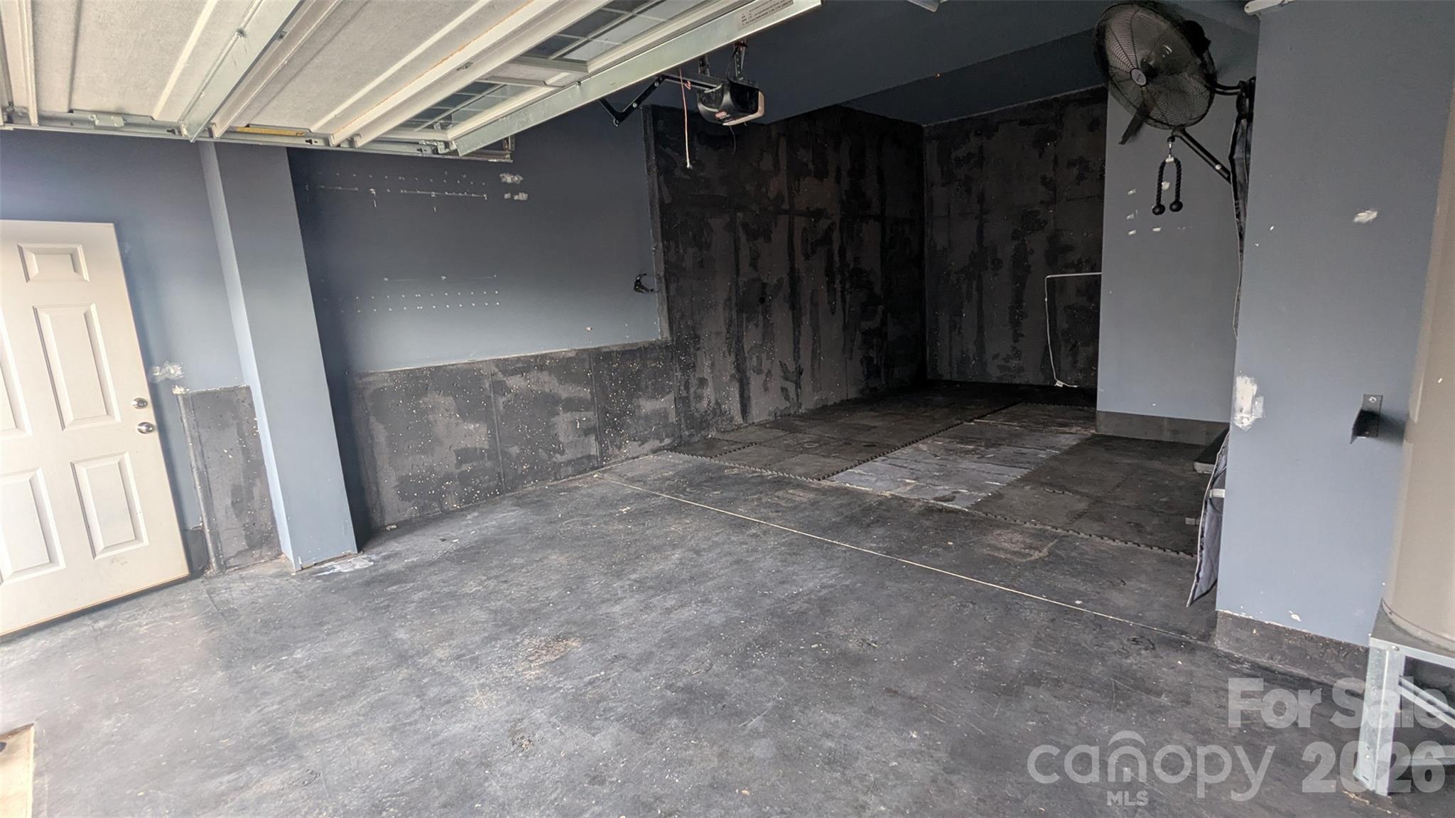 Oversized Garage - 12417 Bryton Ridge Parkway, Huntersville