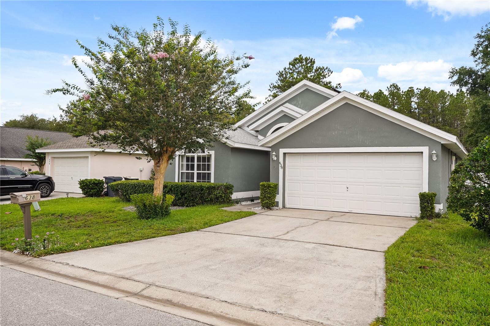 638 PINE CONE DR