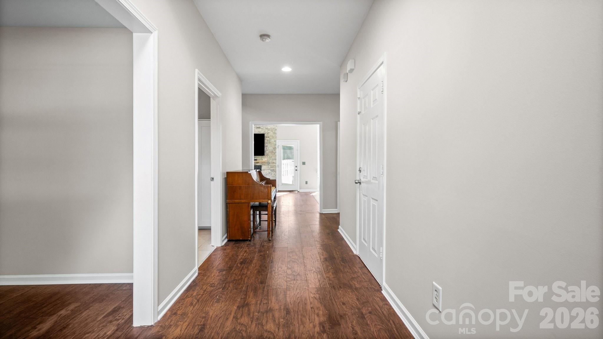 Single Family Residence at 2001 Choke Berry Way, Waxhaw, photo 6 of 44