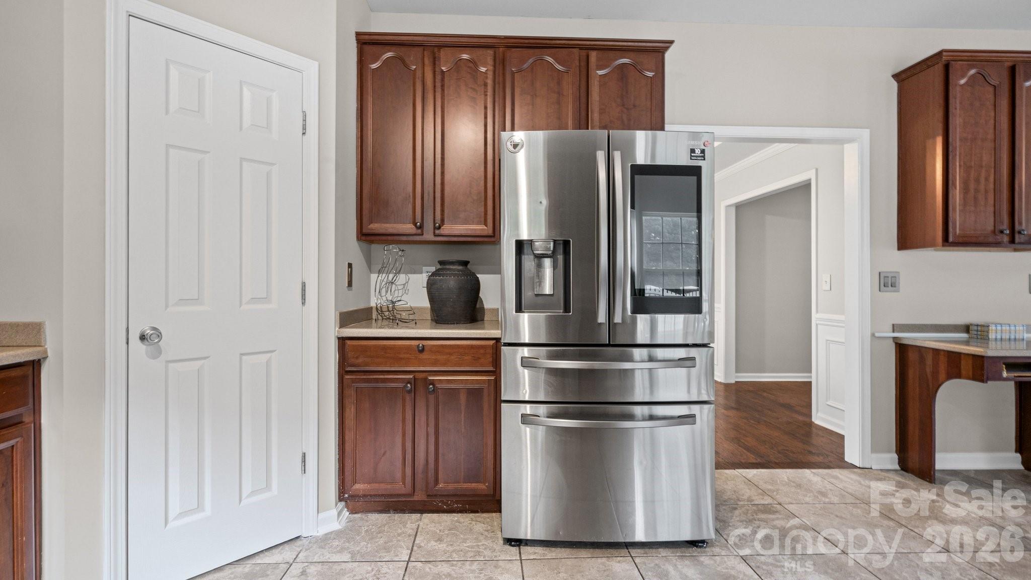 Single Family Residence at 2001 Choke Berry Way, Waxhaw, photo 12 of 44
