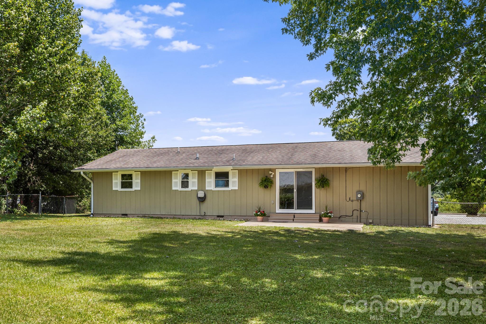 Single Family Residence at 490 ecusta Road, Brevard, photo 21 of 25