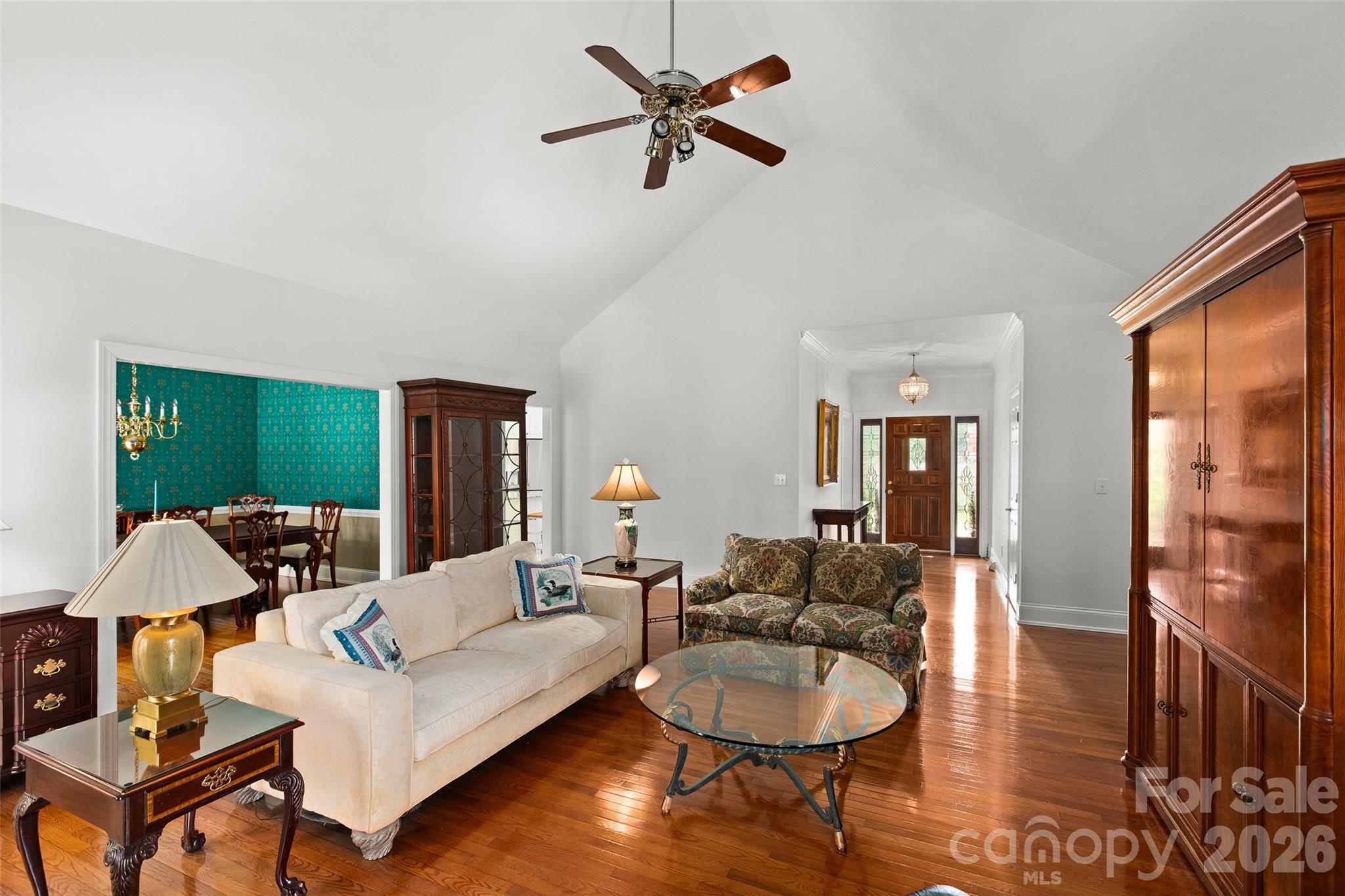 Single Family Residence at 217 Riverwood Drive, Lewisville, photo 7 of 46