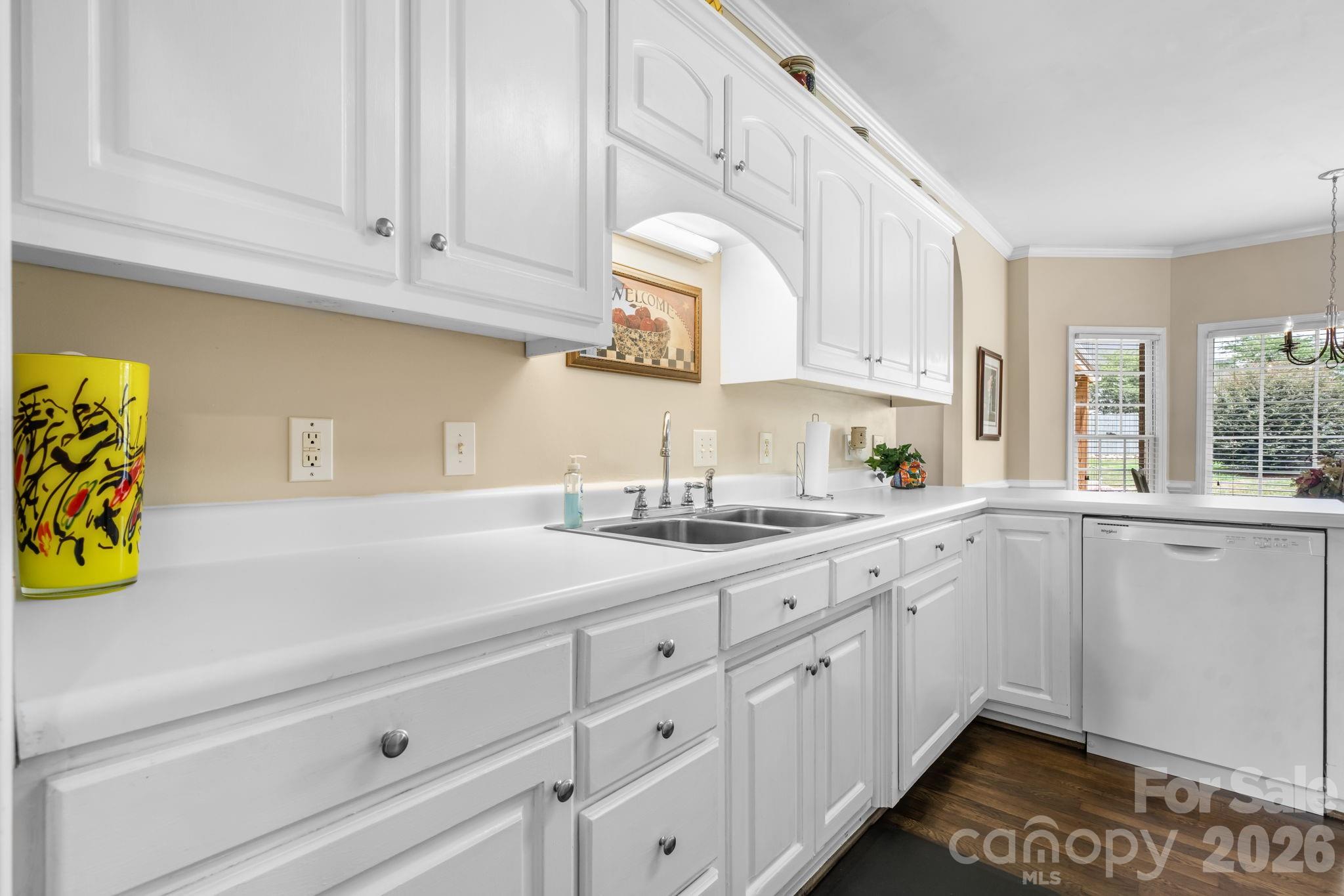 Single Family Residence at 3992 Brickfield Street, Hickory, photo 18 of 41