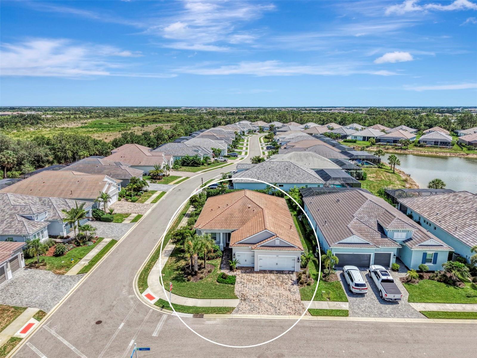 Corner Lot - 12365 VIESTE CT, VENICE