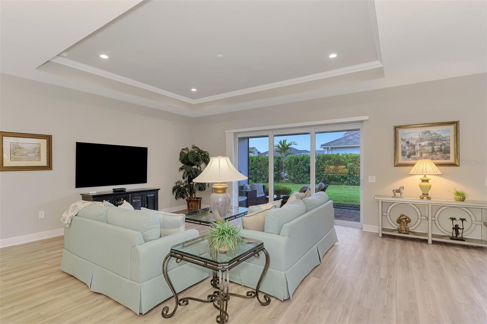Tray Ceiling/Living Room - 12365 VIESTE CT, VENICE