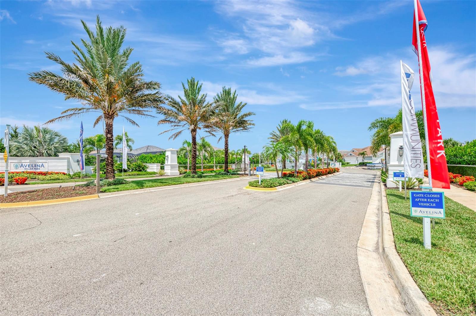 Avelina Entrance - 12365 VIESTE CT, VENICE