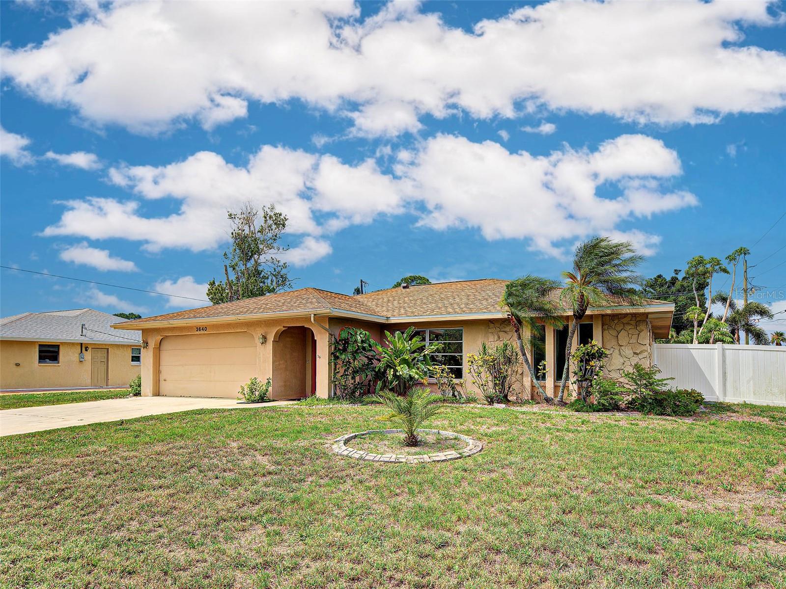 Single Family Residence at 3640 STERLING RD, VENICE, photo 2 of 46