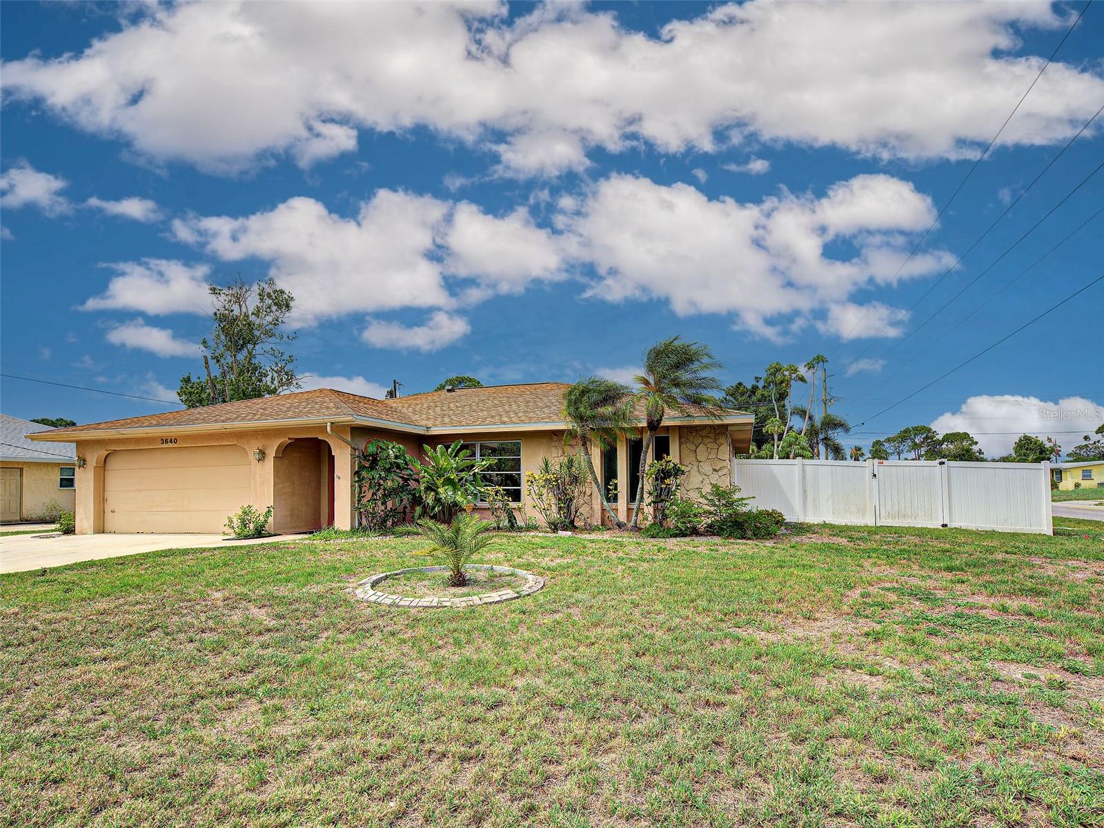 Single Family Residence at 3640 STERLING RD, VENICE, photo 3 of 46