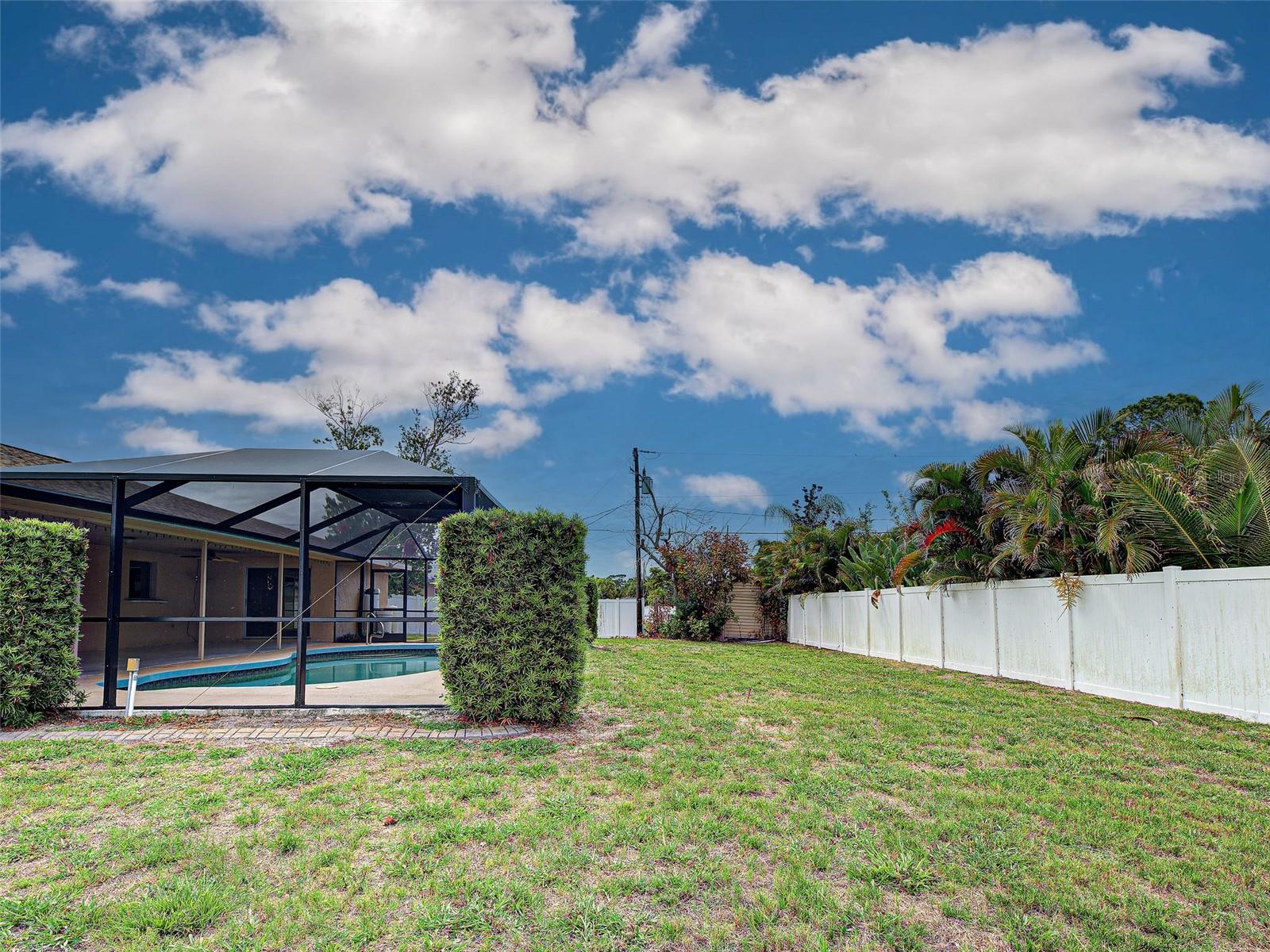 Single Family Residence at 3640 STERLING RD, VENICE, photo 10 of 46