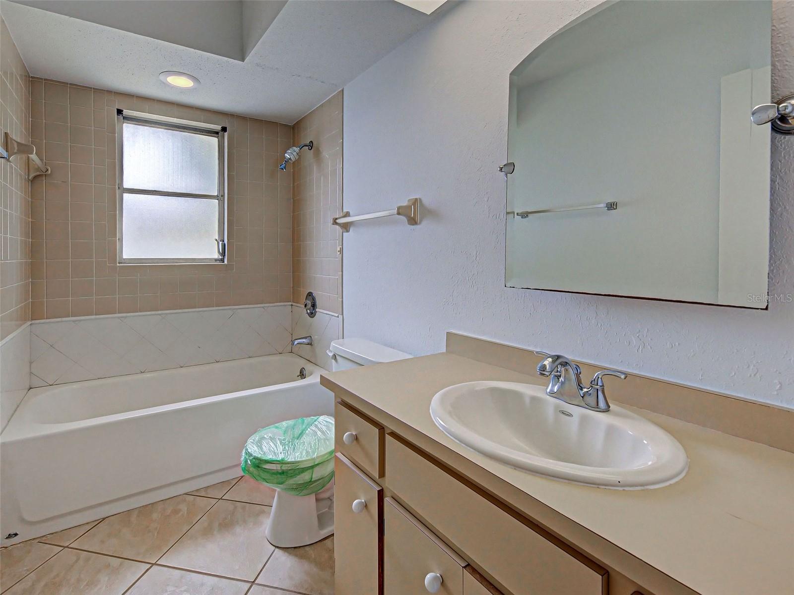 Single Family Residence at 3640 STERLING RD, VENICE, photo 28 of 46
