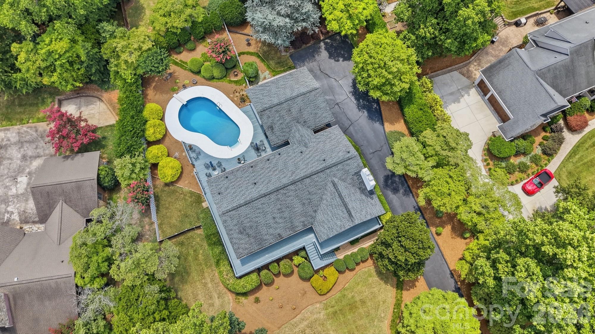Single Family Residence at 1507 Heatherloch Drive, Gastonia, photo 7 of 48