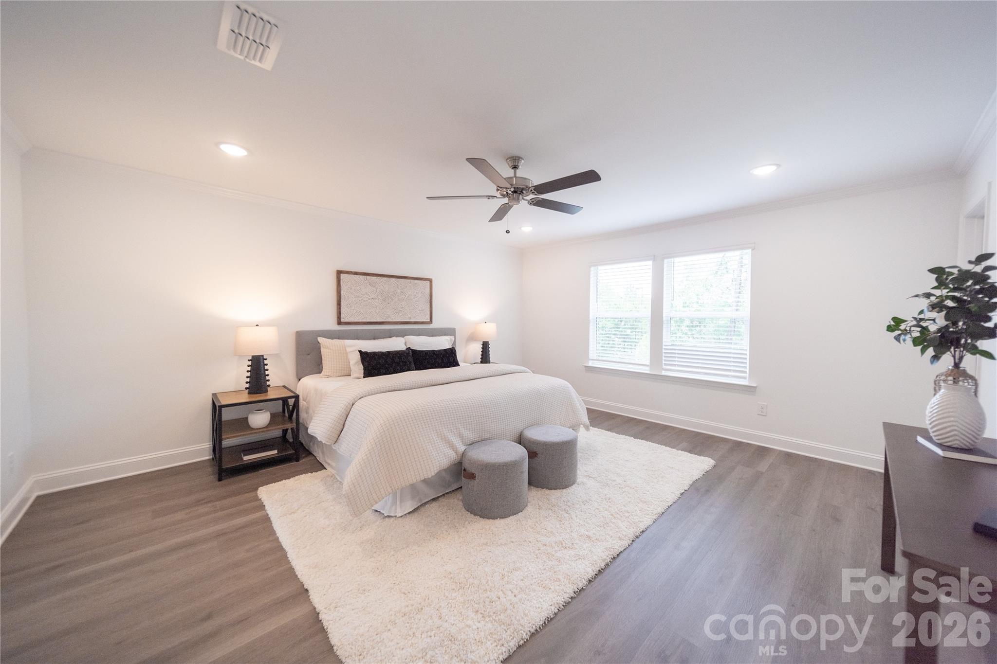 Single Family Residence at 4986 Twin River Drive, Denver, photo 22 of 38