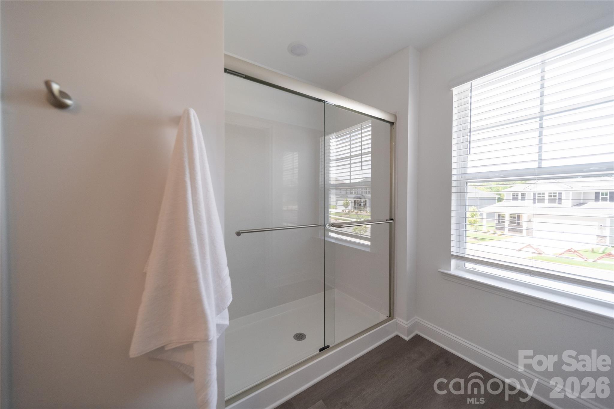 Single Family Residence at 4986 Twin River Drive, Denver, photo 27 of 38