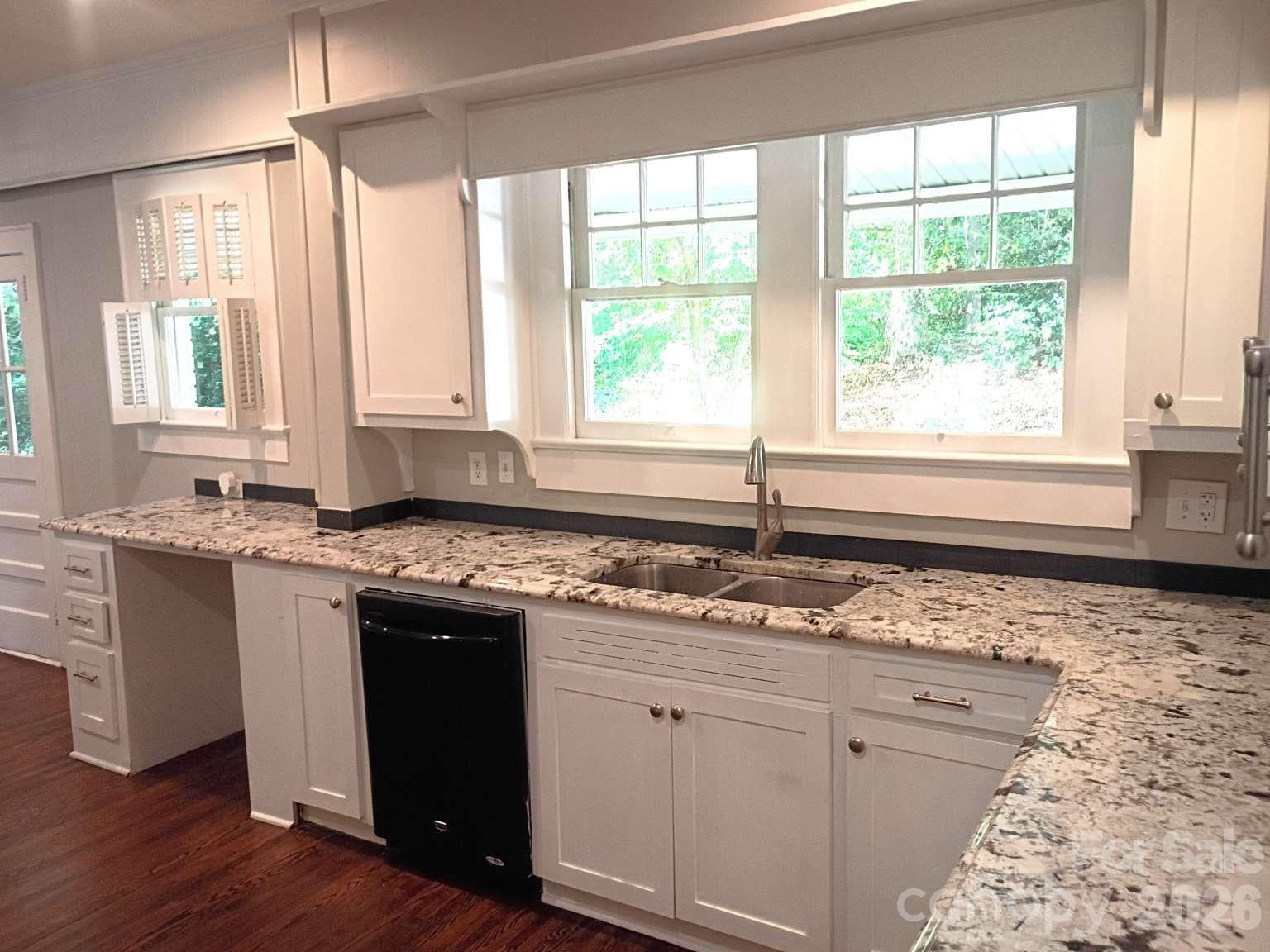 Single Family Residence at 403 N Cannon Boulevard, Kannapolis, photo 6 of 24
