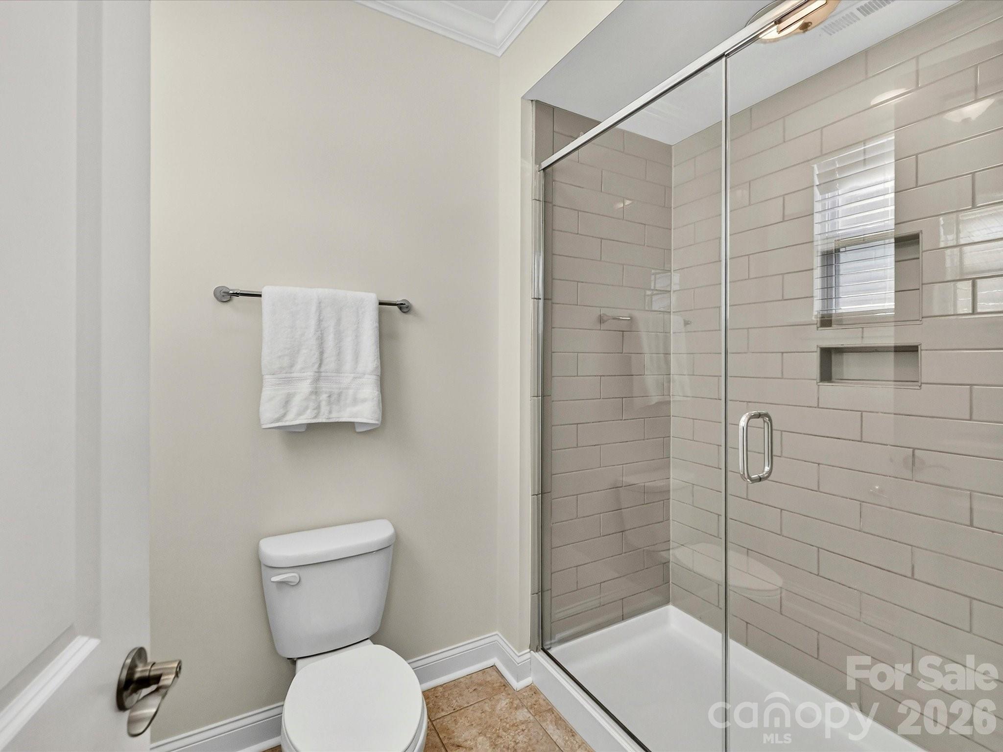 Main Level Full Bathroom - 317 Somerled Way, Waxhaw