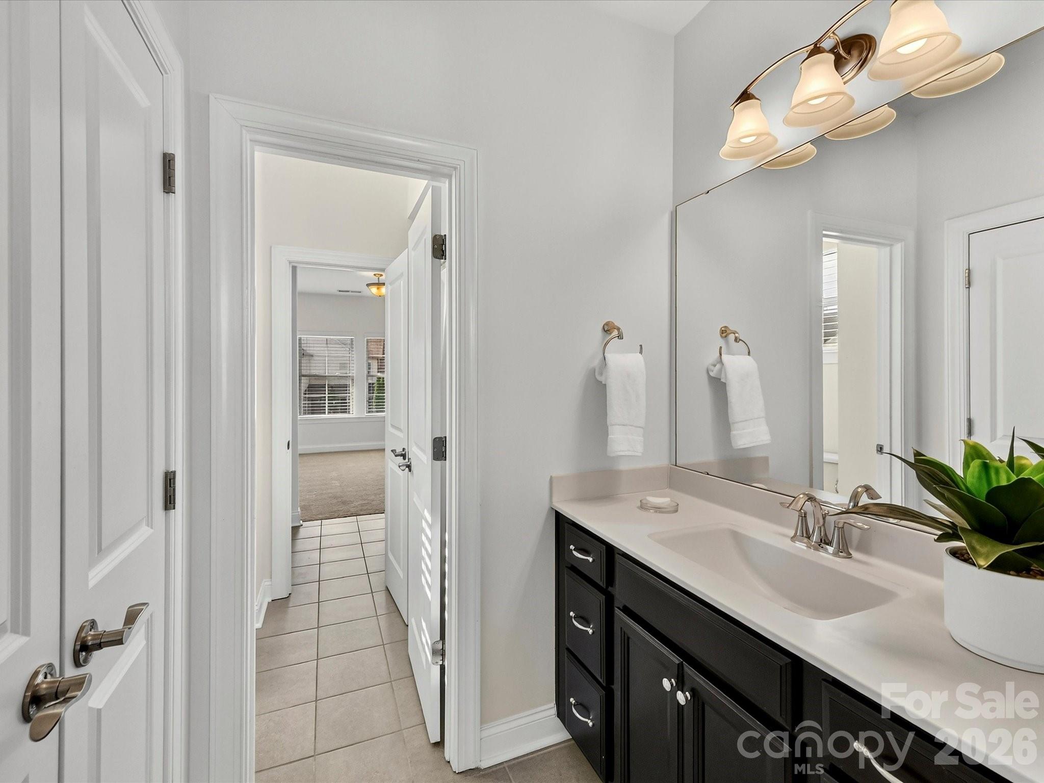 Shared Bathroom for Bedrooms 4 and 5 - 317 Somerled Way, Waxhaw