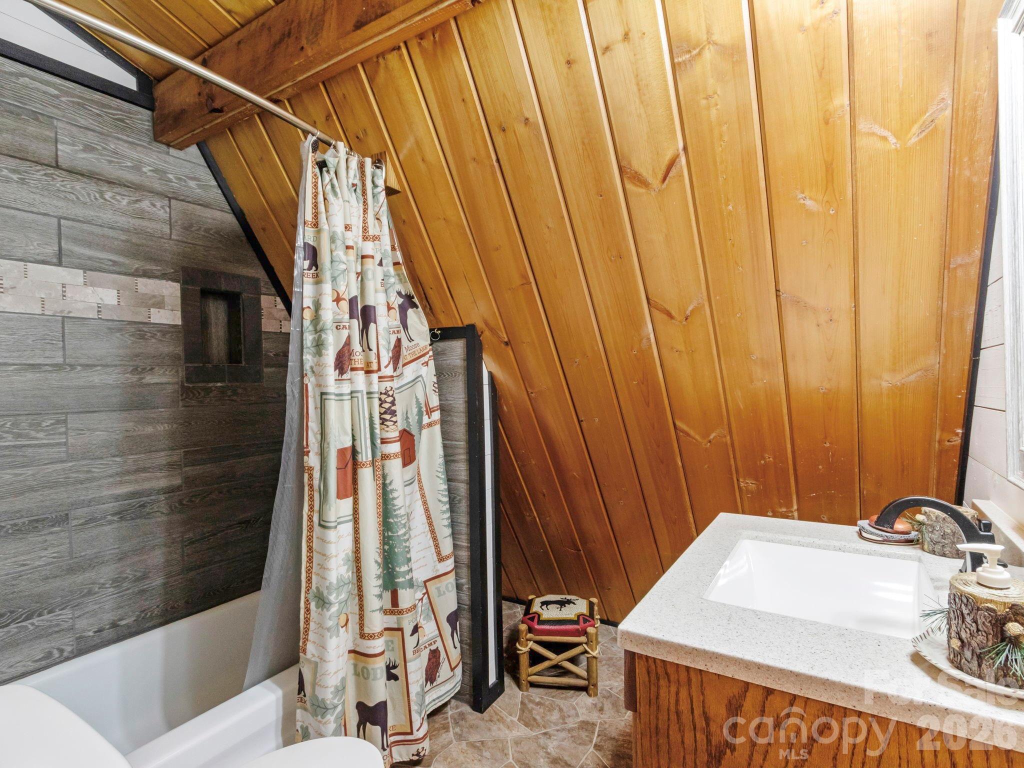Upstairs Bathroom - 1901 Blue Rock Road, Burnsville