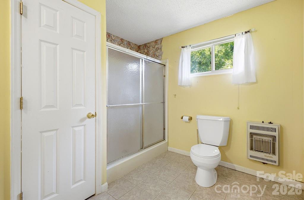 Single Family Residence at 88 Lost Creek Drive, Flat Rock, photo 20 of 34