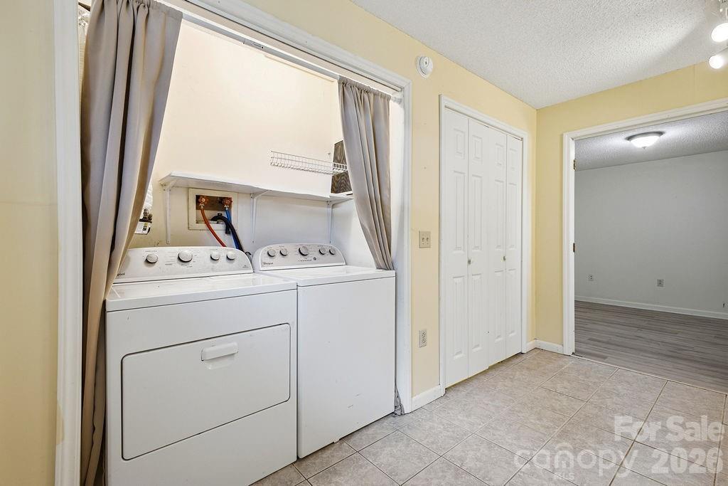 Single Family Residence at 88 Lost Creek Drive, Flat Rock, photo 21 of 34