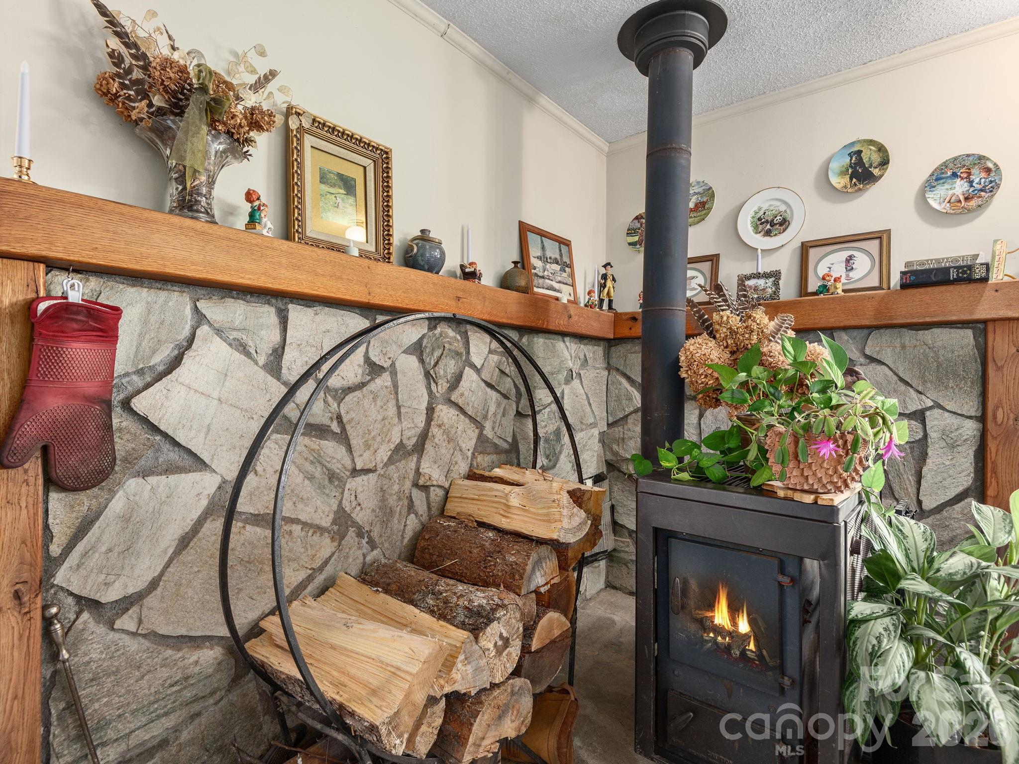 Single Family Residence at 46 Perennial Ridge, Weaverville, photo 10 of 46