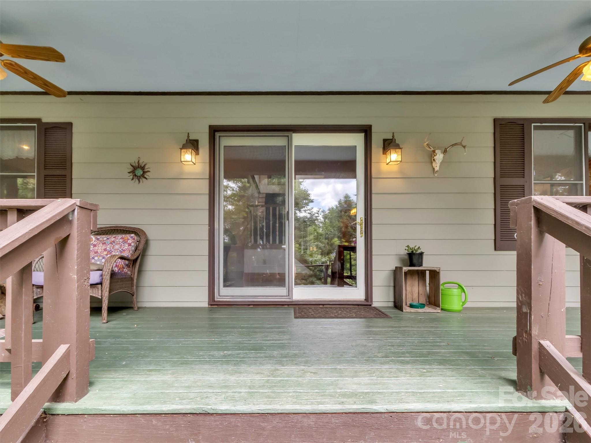 Single Family Residence at 150 Sorghum Drive, Waynesville, photo 7 of 38