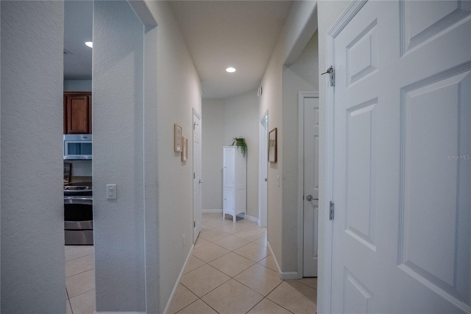 Single Family Residence at 9876 SW 69TH LN, OCALA, photo 24 of 64