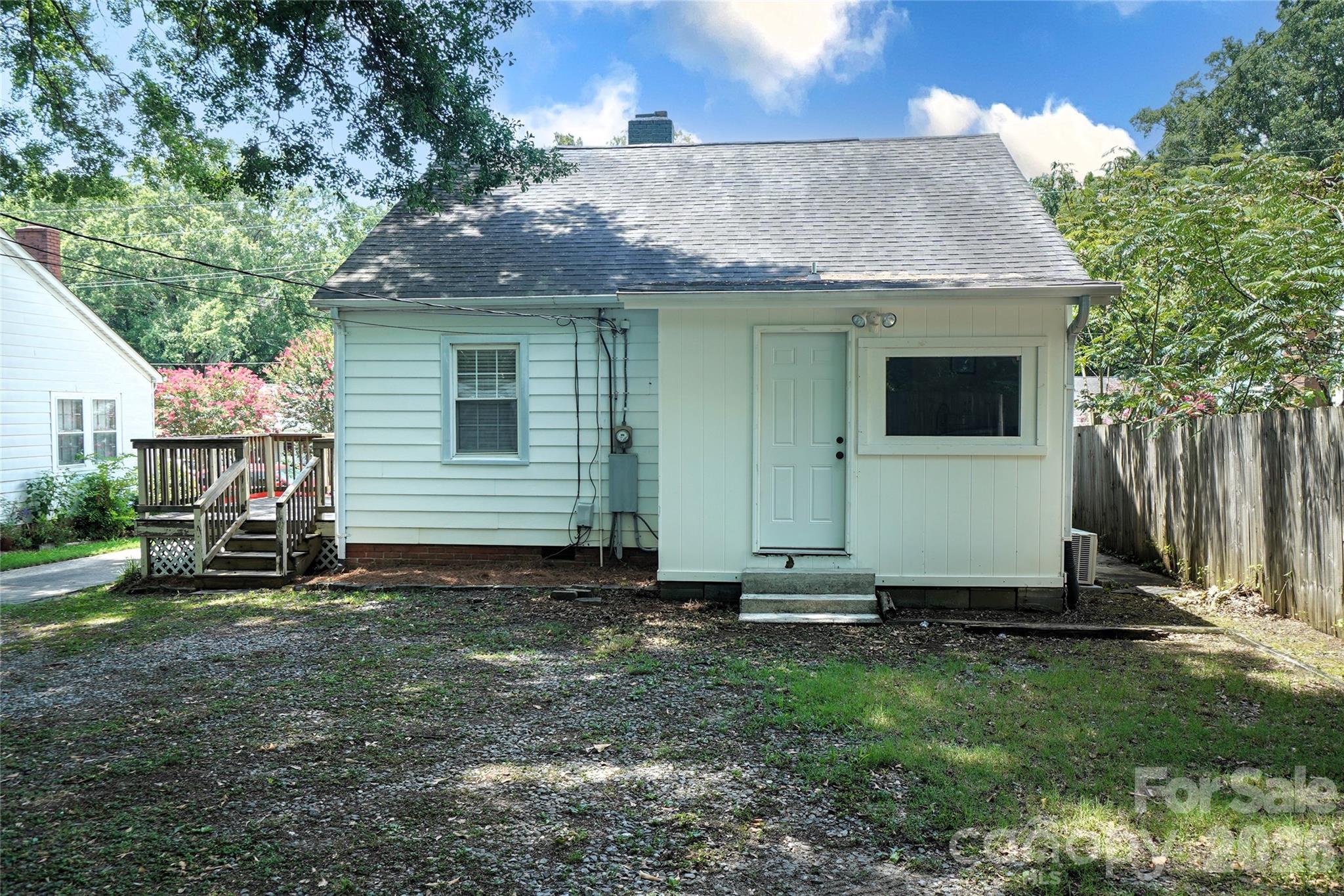 Single Family Residence at 512 W 8th Avenue, Gastonia, photo 7 of 25