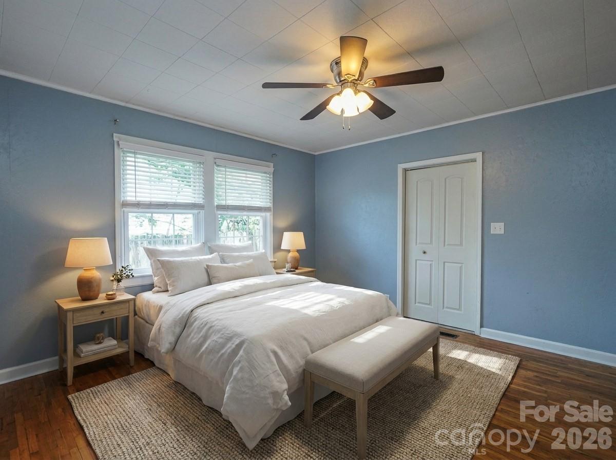 Virtually Staged - 512 W 8th Avenue, Gastonia