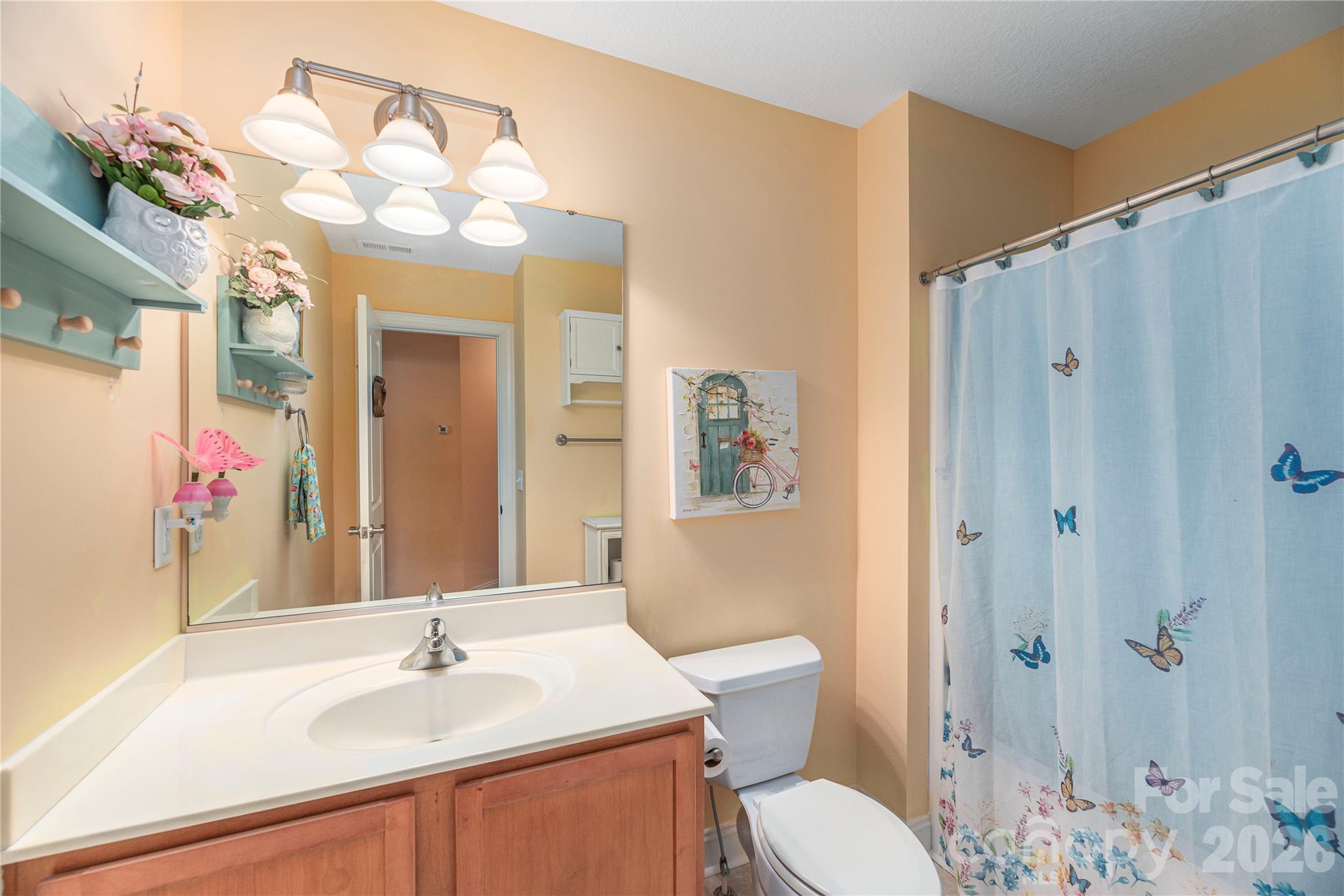 Single Family Residence at 41 Little Fox Lane, Fletcher, photo 34 of 42